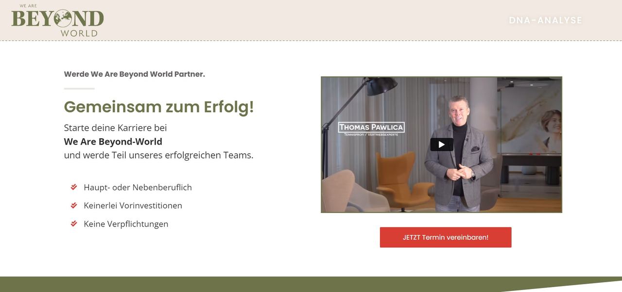 Startseite der Website We Are Beyond World, gestaltet von EXIMIE
